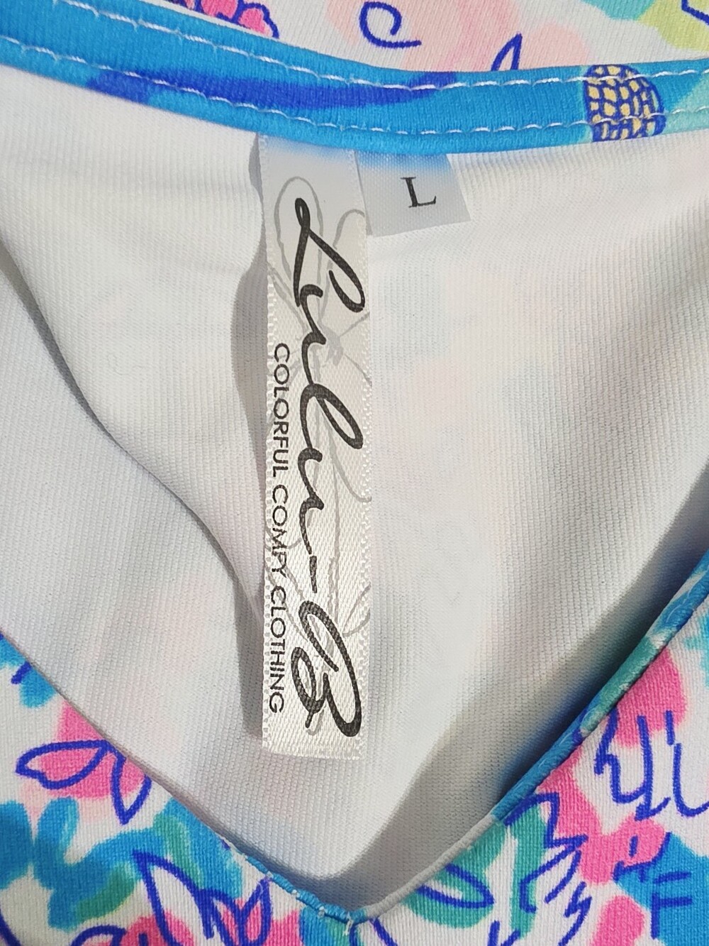Lulu-B Women Size Large UPF 50+ Cooling Top 3/4 Sleeve V Neck Coastal Print NWT - Picture 6 of 14